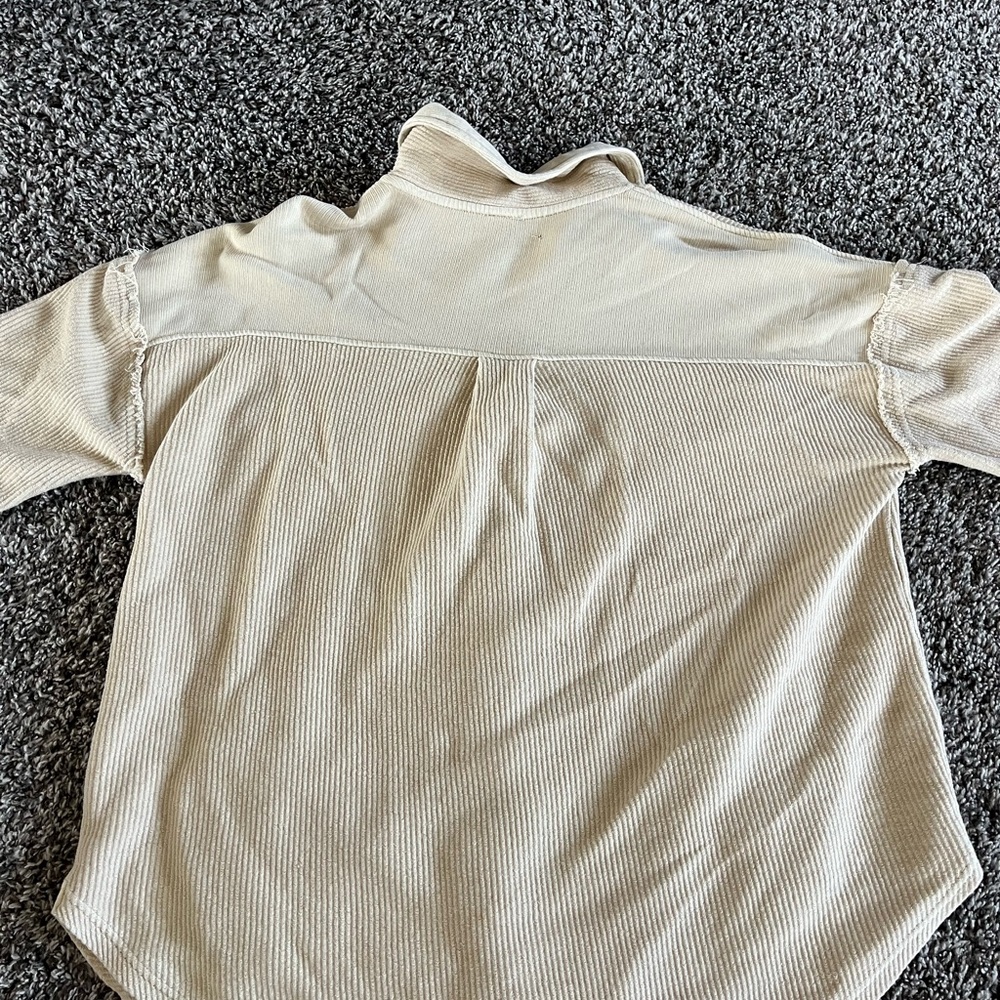 Women's Cream Utility Jacket - Picture 3 of 4